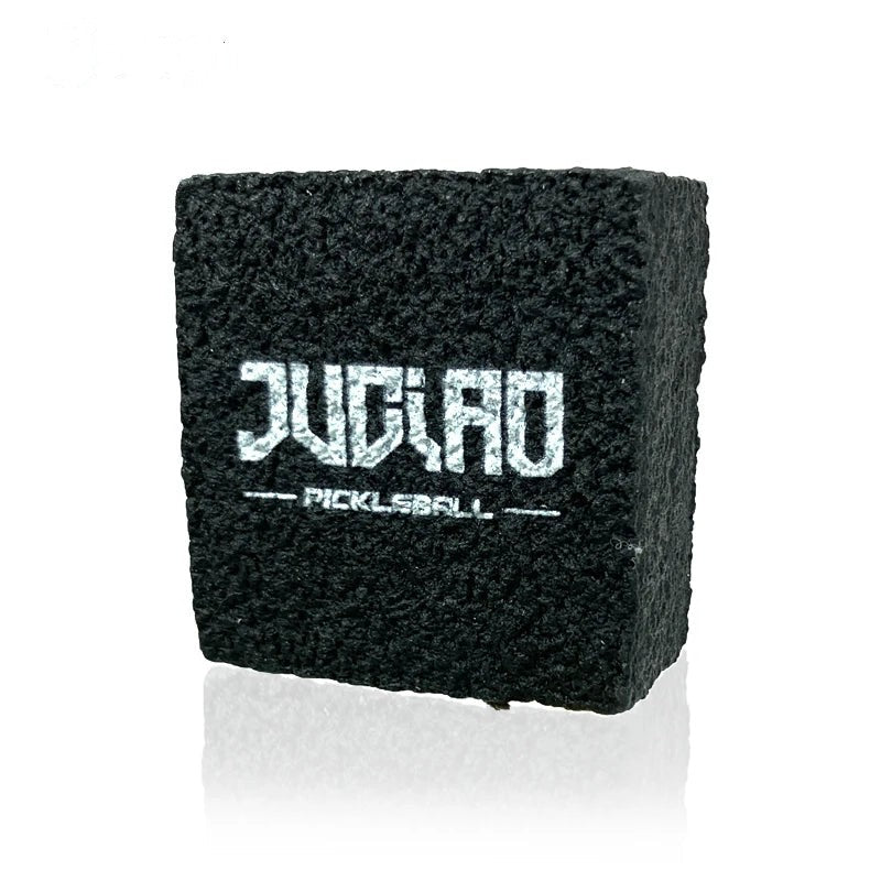 ECO FRIENDLY PICKLEBALL PADDLE CLEANER